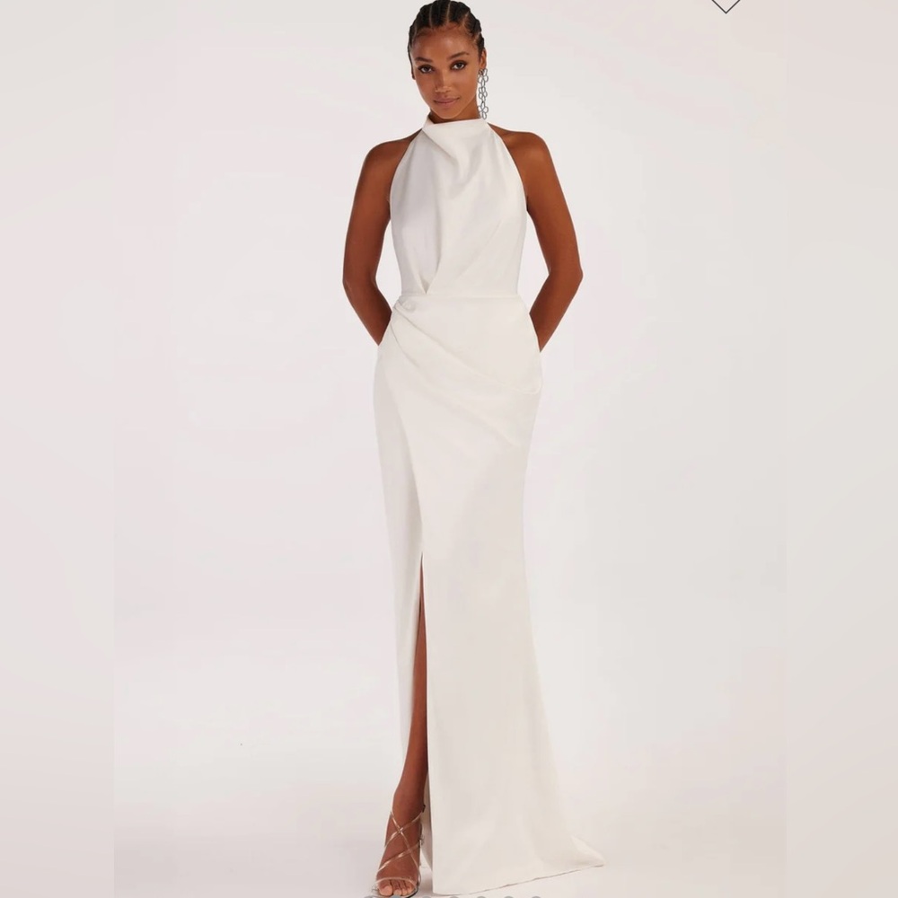 Milla White Mock neck sleeveless low slit dress - small